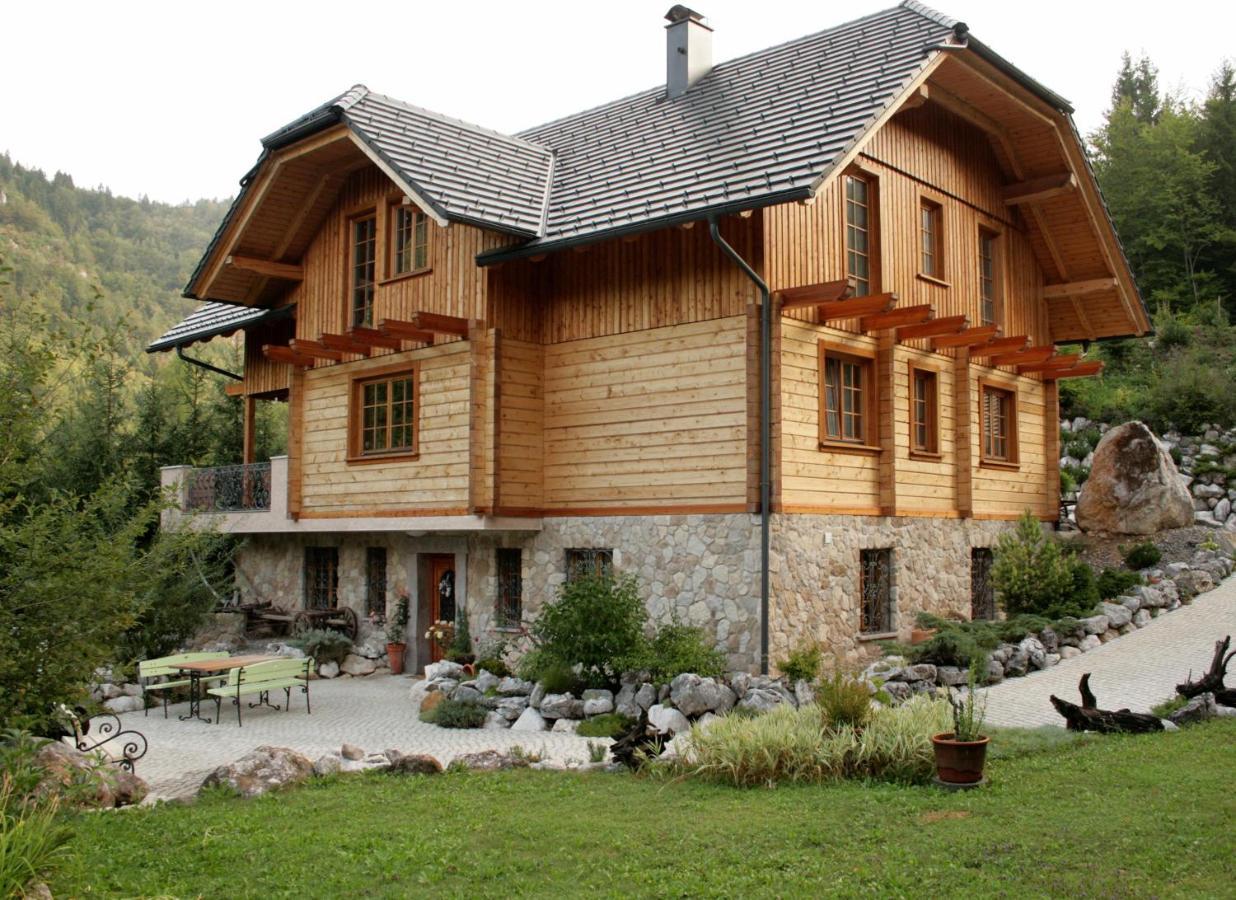Apartment Pod Skalco Jesenice Exteriör bild