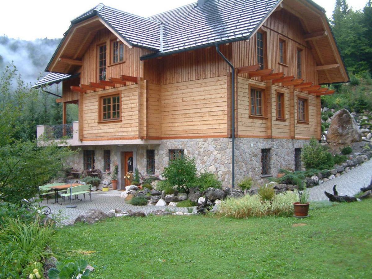 Apartment Pod Skalco Jesenice Exteriör bild
