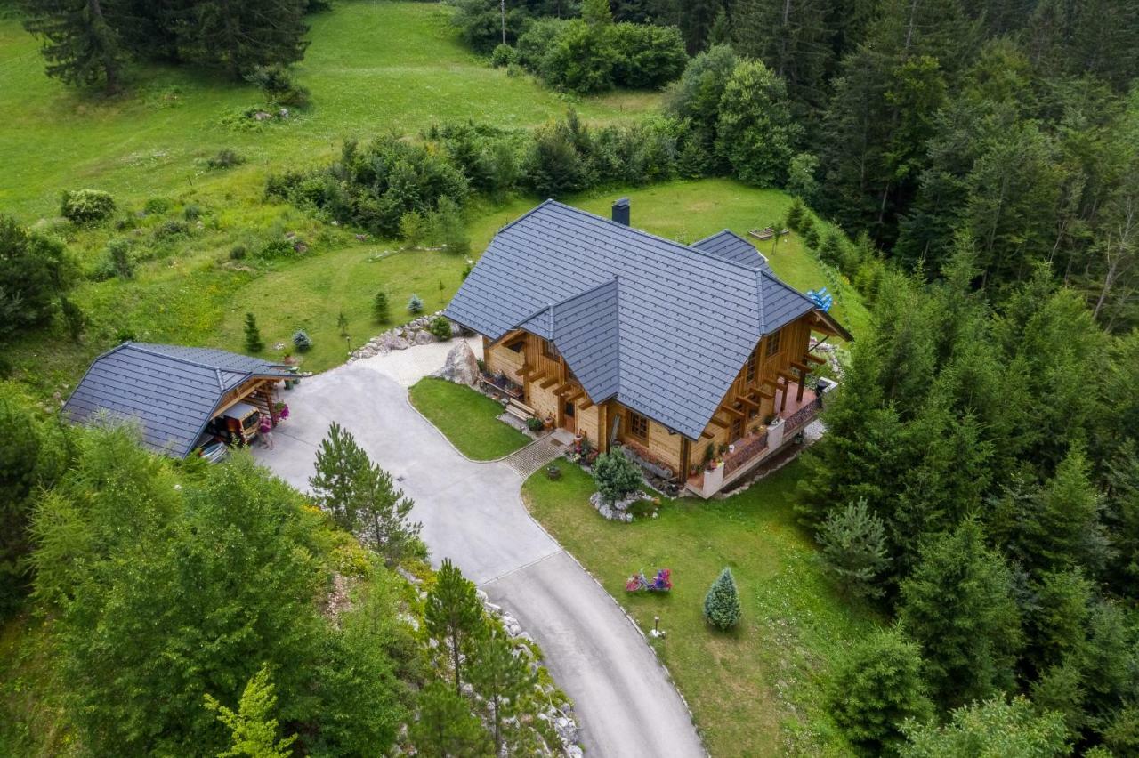 Apartment Pod Skalco Jesenice Exteriör bild